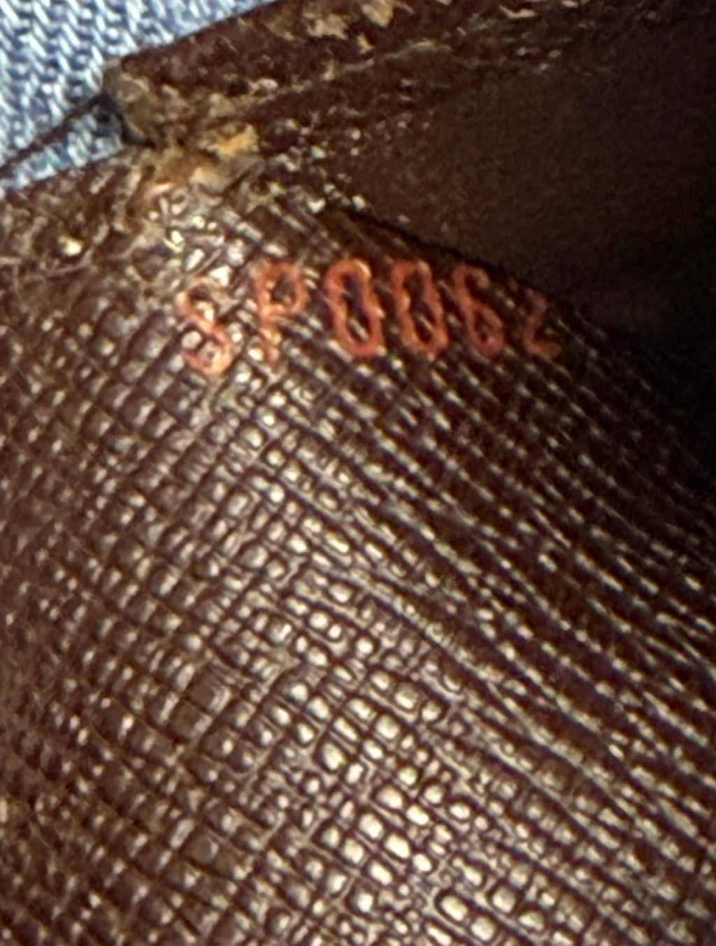 Louis Vuitton Damier Portefeuille Elise Wallet