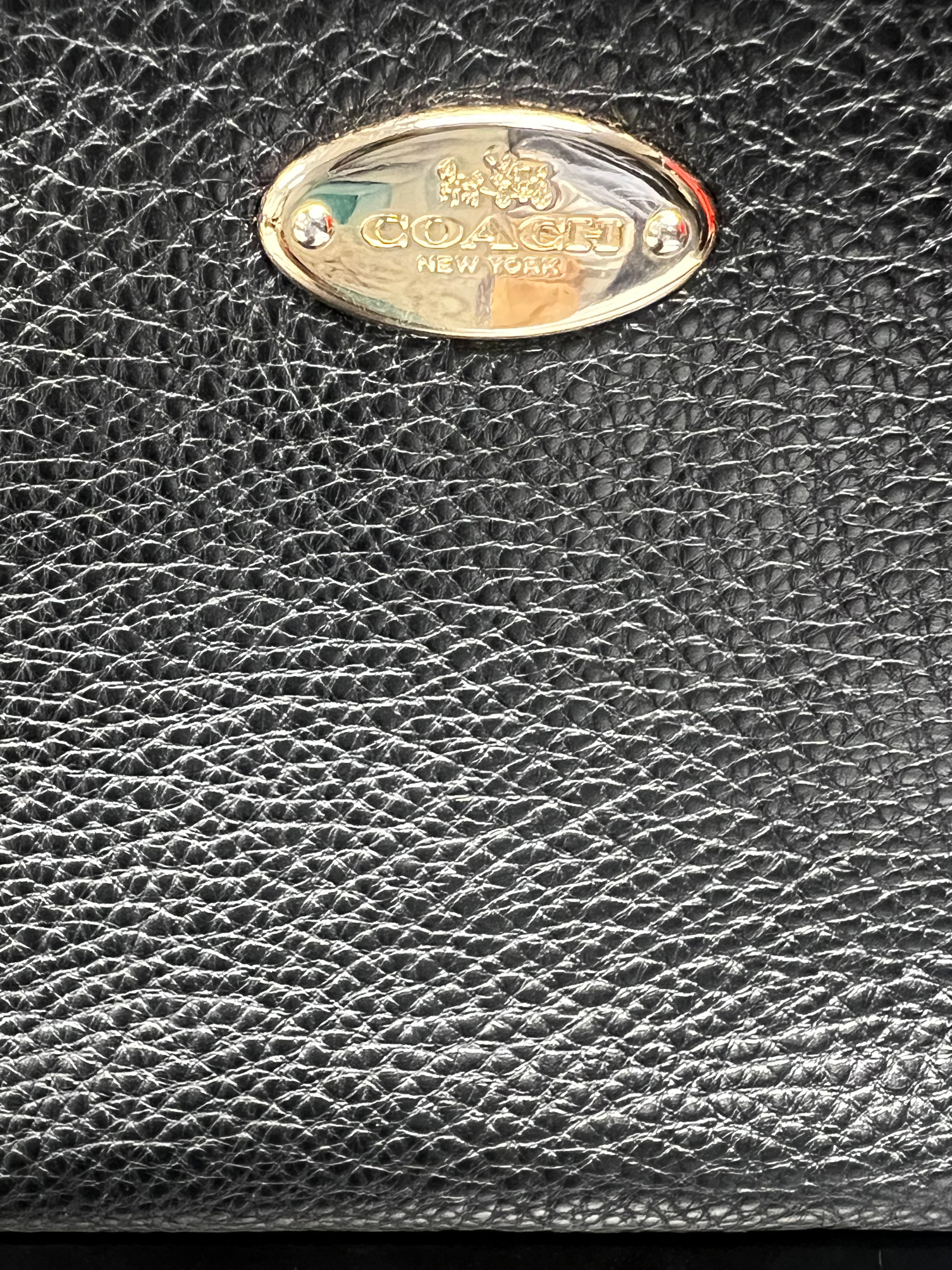 Coach Pebbled Leather Quinn Crossbody Bag (Pre-Owned)