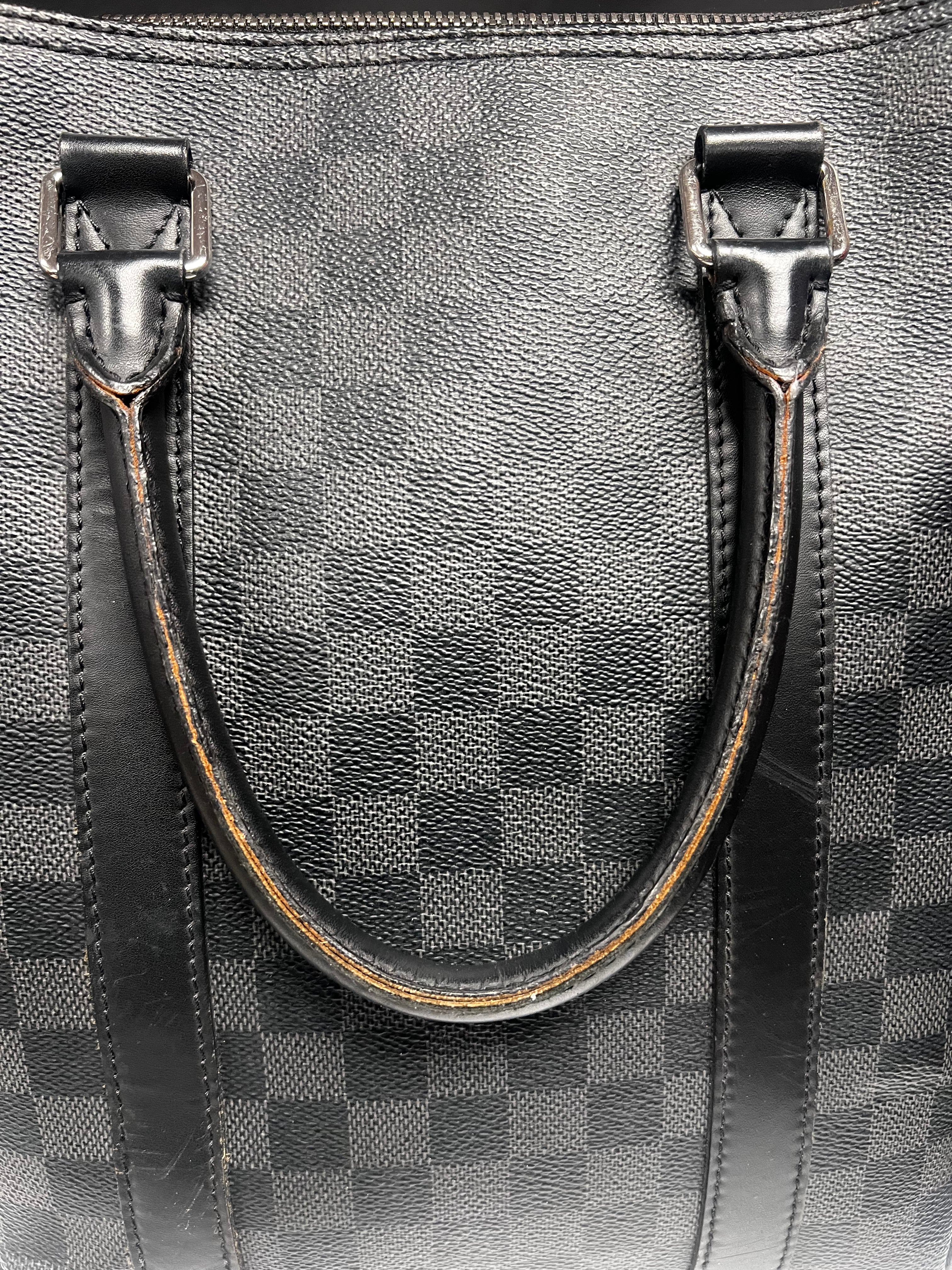 (14) Louis Vuitton Damier Graphite Anton Tote (Model No. N40000) (Pre-Owned)