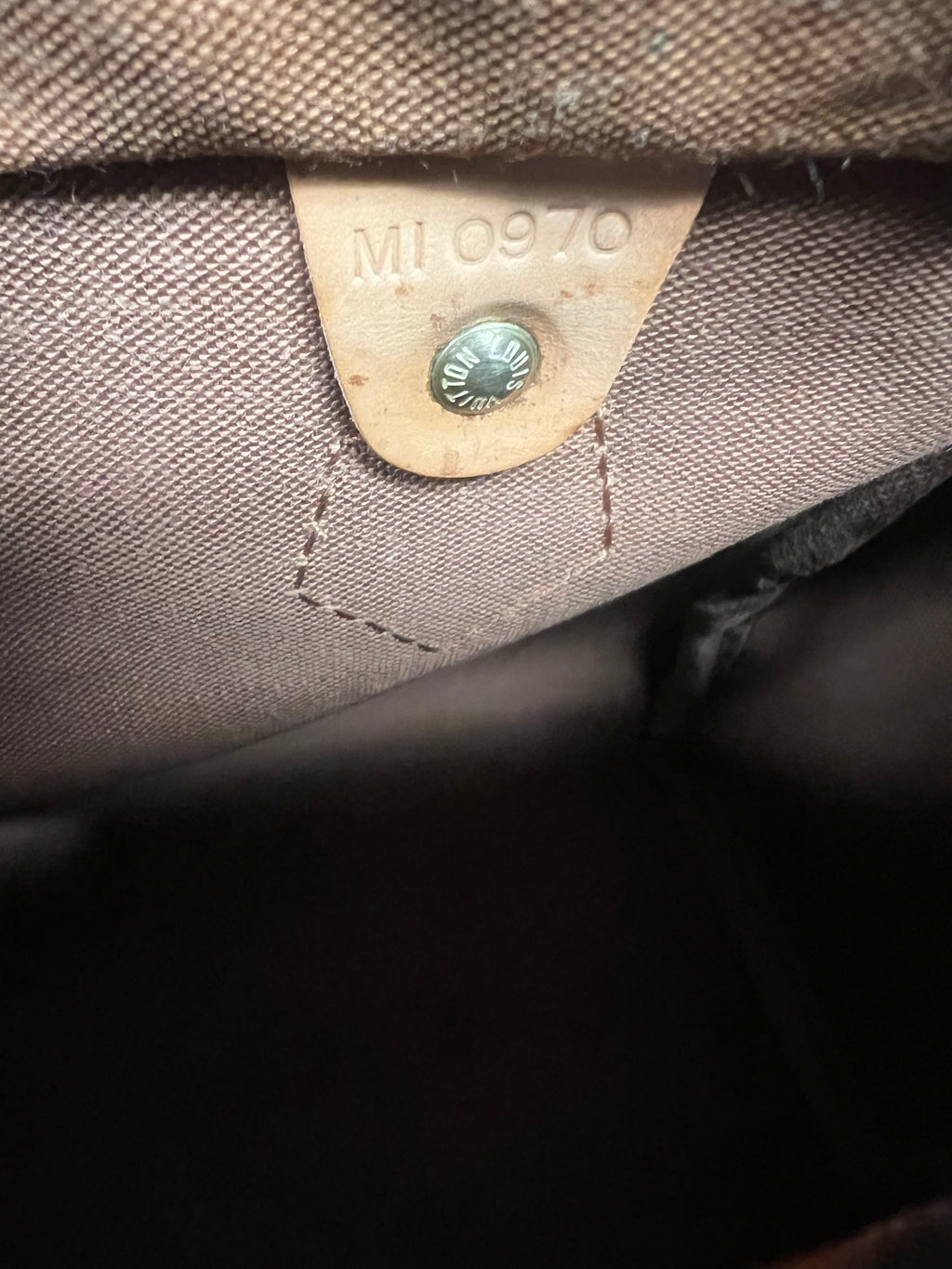 (1990) Louis Vuitton Speedy 25 in Classic Monogram