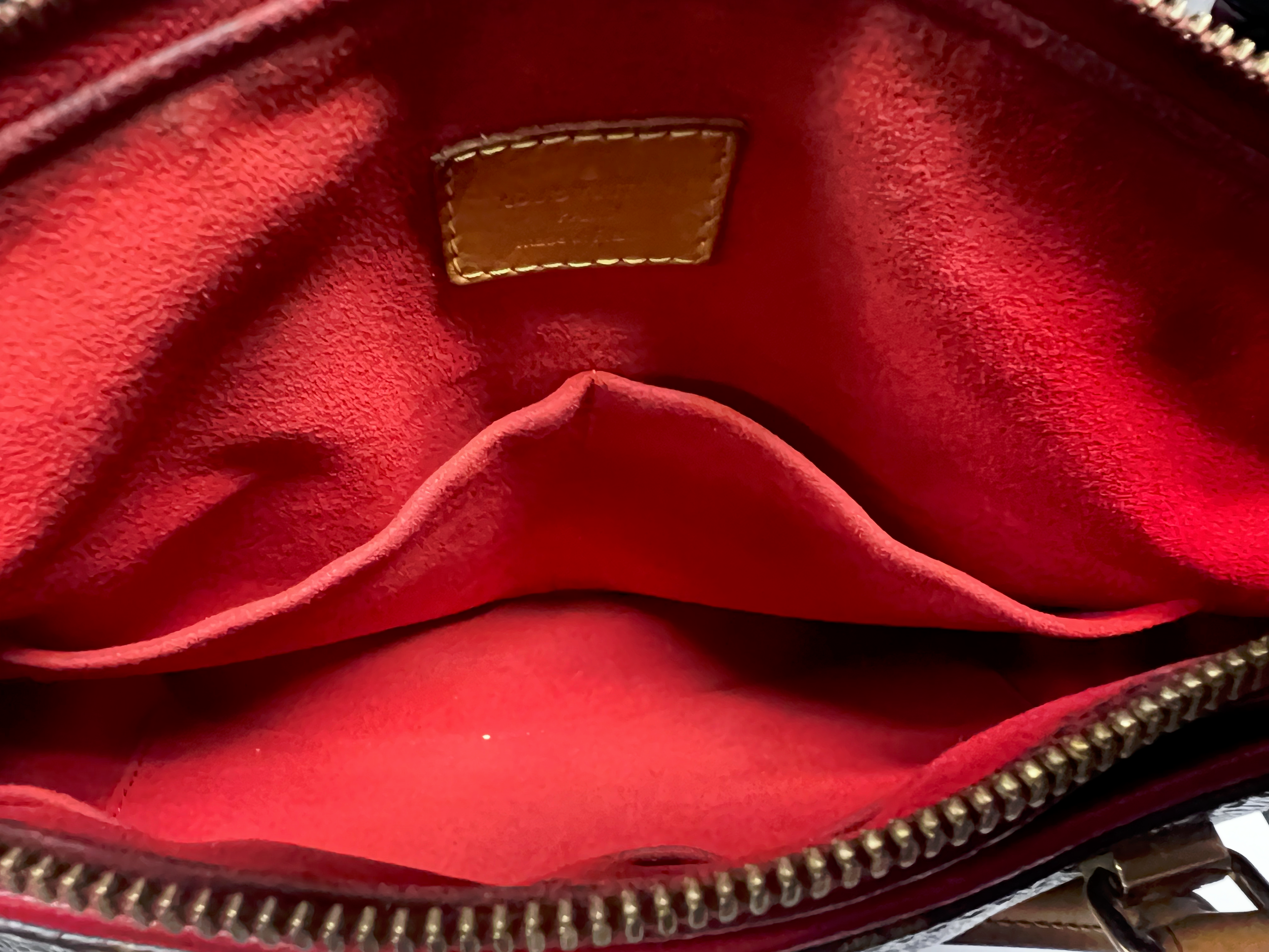 Louis Vuitton Pallas MM