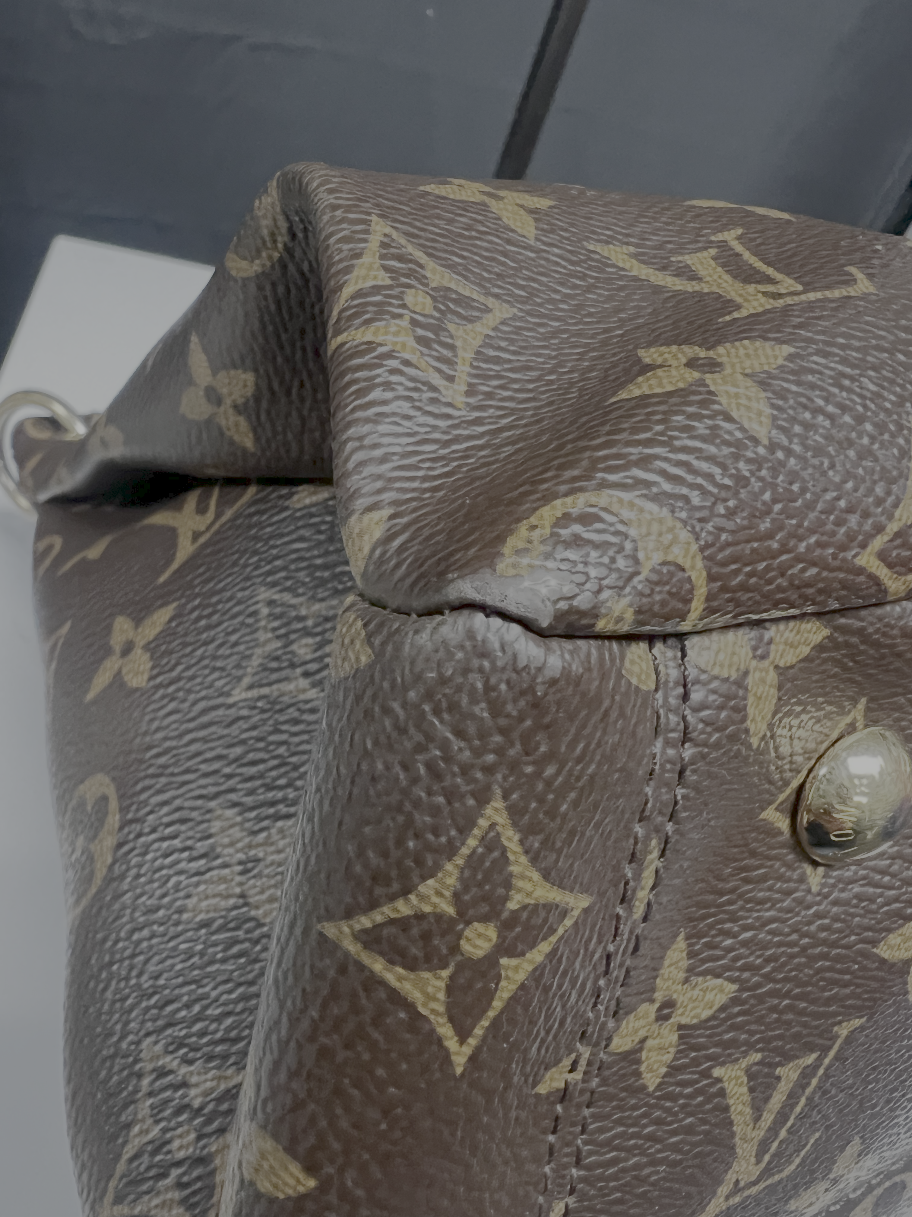 Louis Vuitton Pallas MM