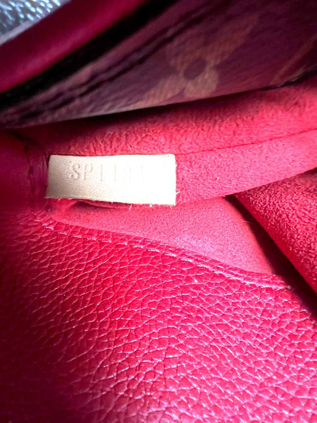 Louis Vuitton Pallas MM