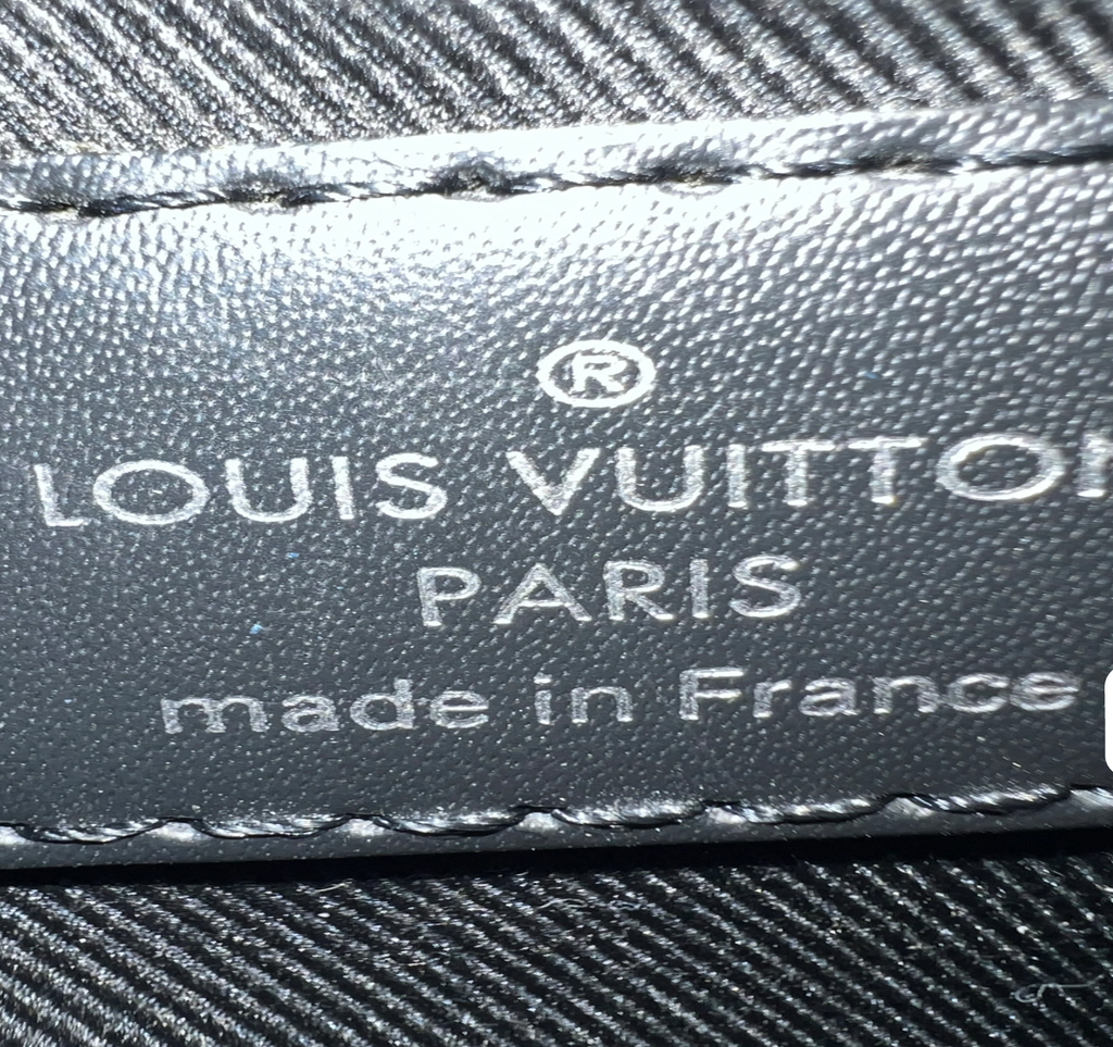 (14) Louis Vuitton Damier Graphite Anton Tote (Model No. N40000) (Pre-Owned)