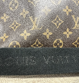 (1993) Louis Vuitton Business MM Messenger Bag in Monogram Macassar Canvas