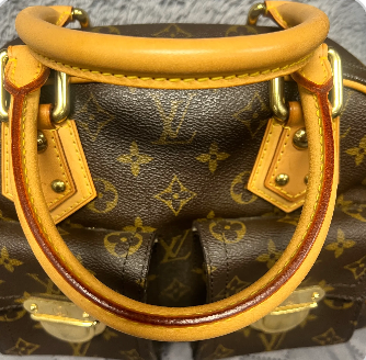 (2006) Louis Vuitton Manhattan PM in the classic Monogram Canvas