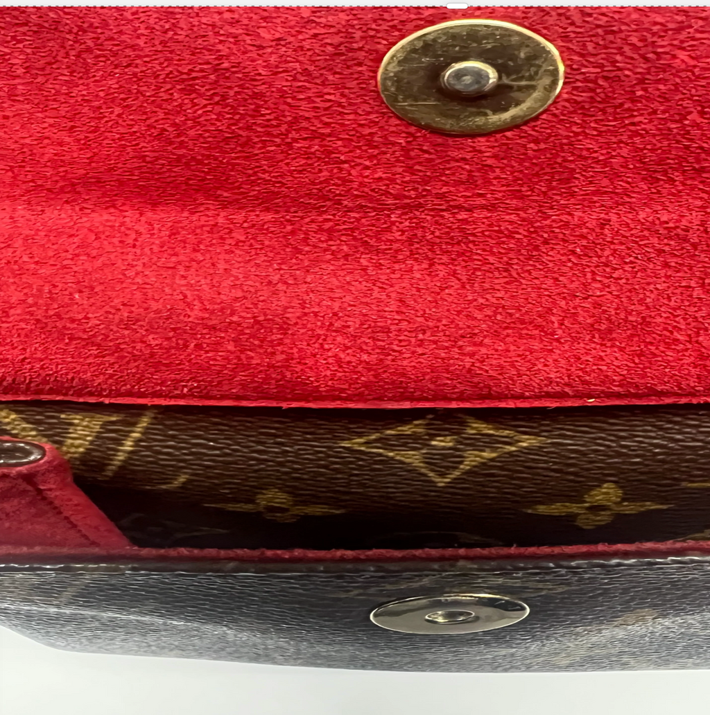 Louis Vuitton Viva-Cite PM Crossbody Messenger and Shoulder Bag (2004)