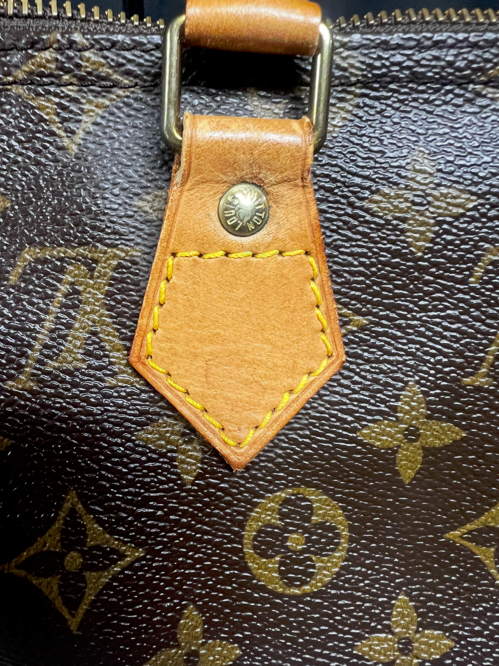 (1990) Louis Vuitton Speedy 25 in Classic Monogram